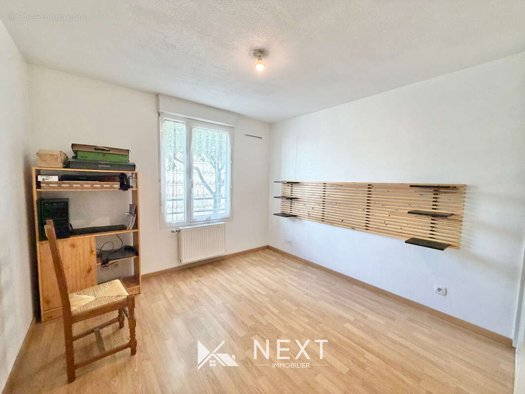 Appartement à SAINT-MARTIN-D'HERES