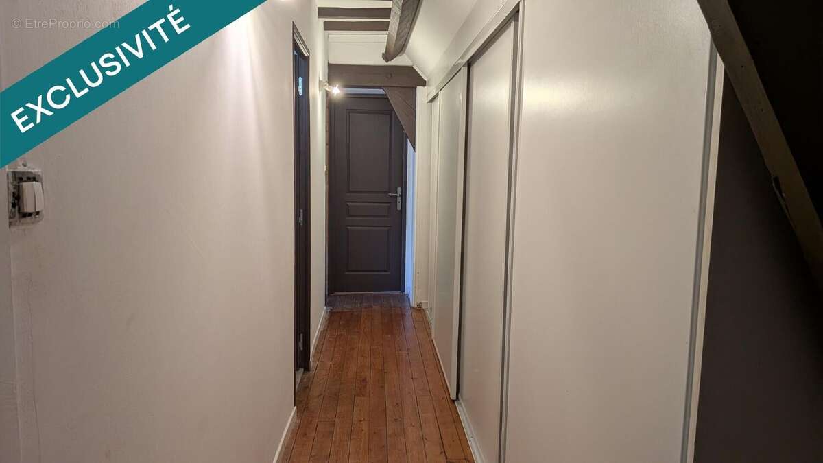 Maison 140 m² à Travecy  - photo 6