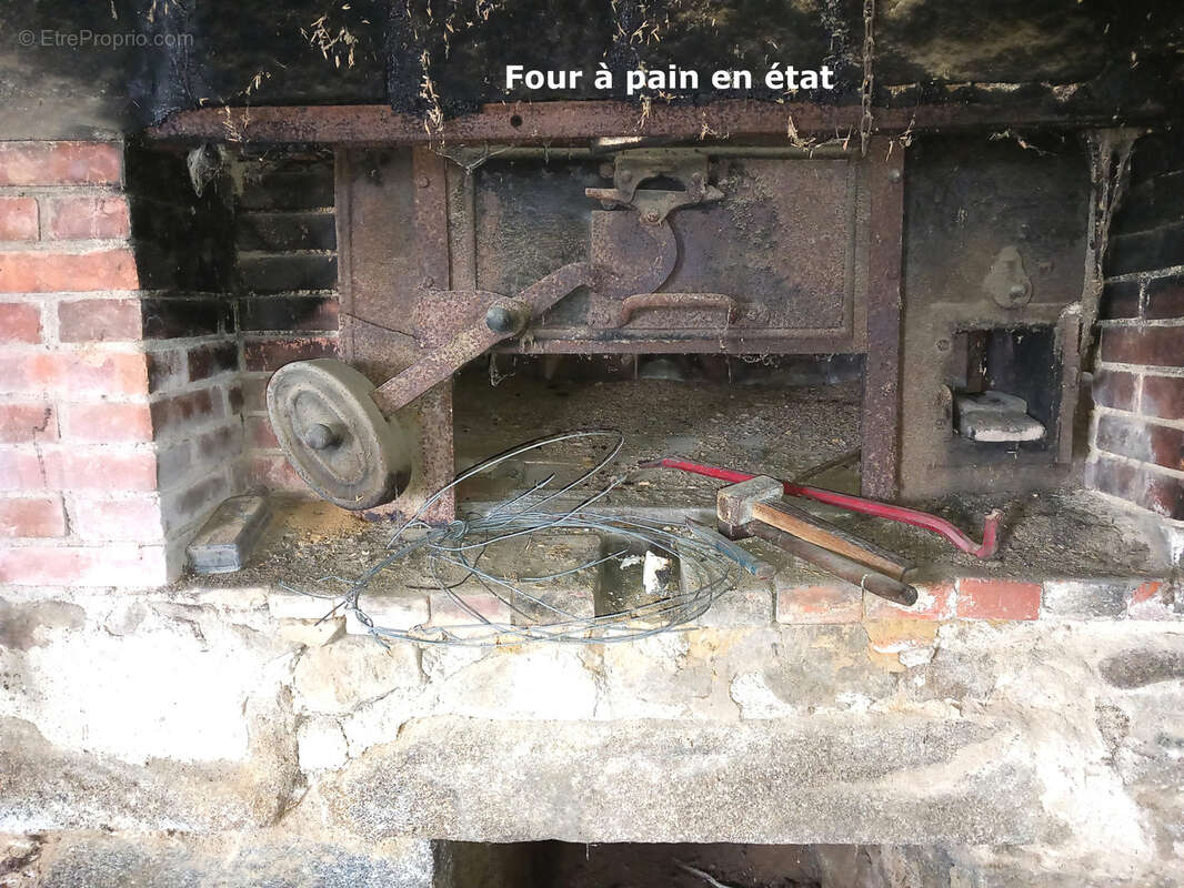 Maison à AZAT-CHATENET