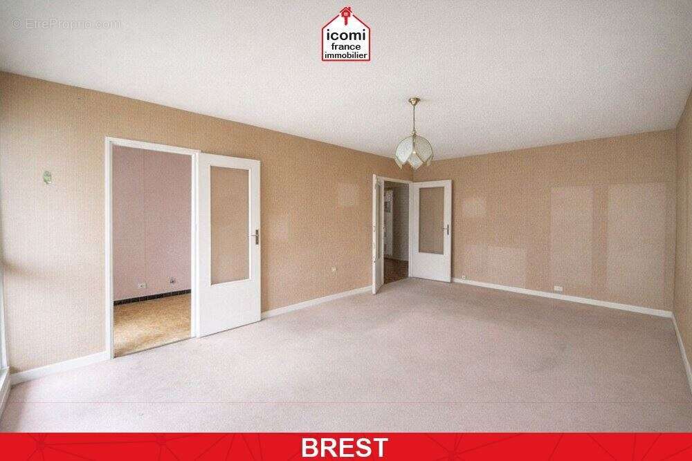 Finistere - brest (29200) - a vendre - appartement - t4 - 3 chambres - 2em etage - beau potentiel - chauffage urbain - dpe d - a - photo 7
