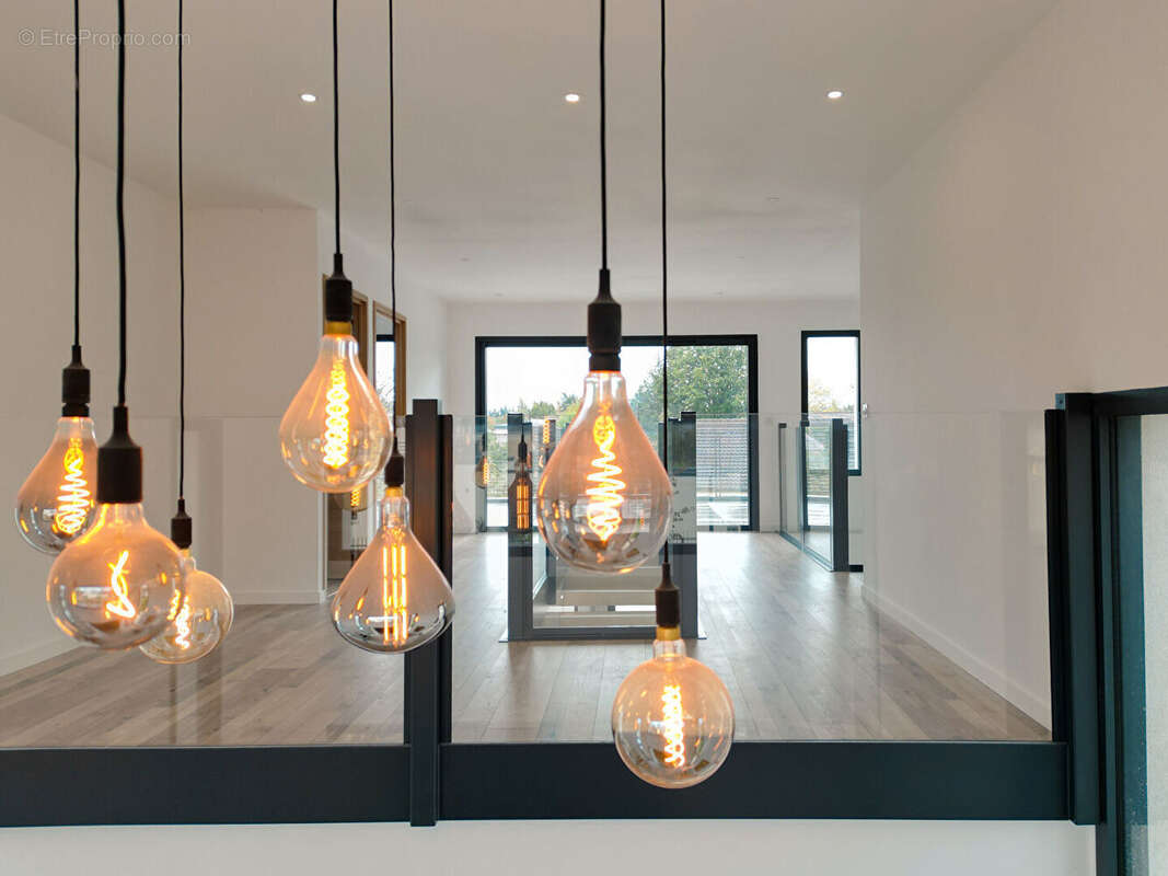 Maison à SAINT-CYR-SUR-LOIRE