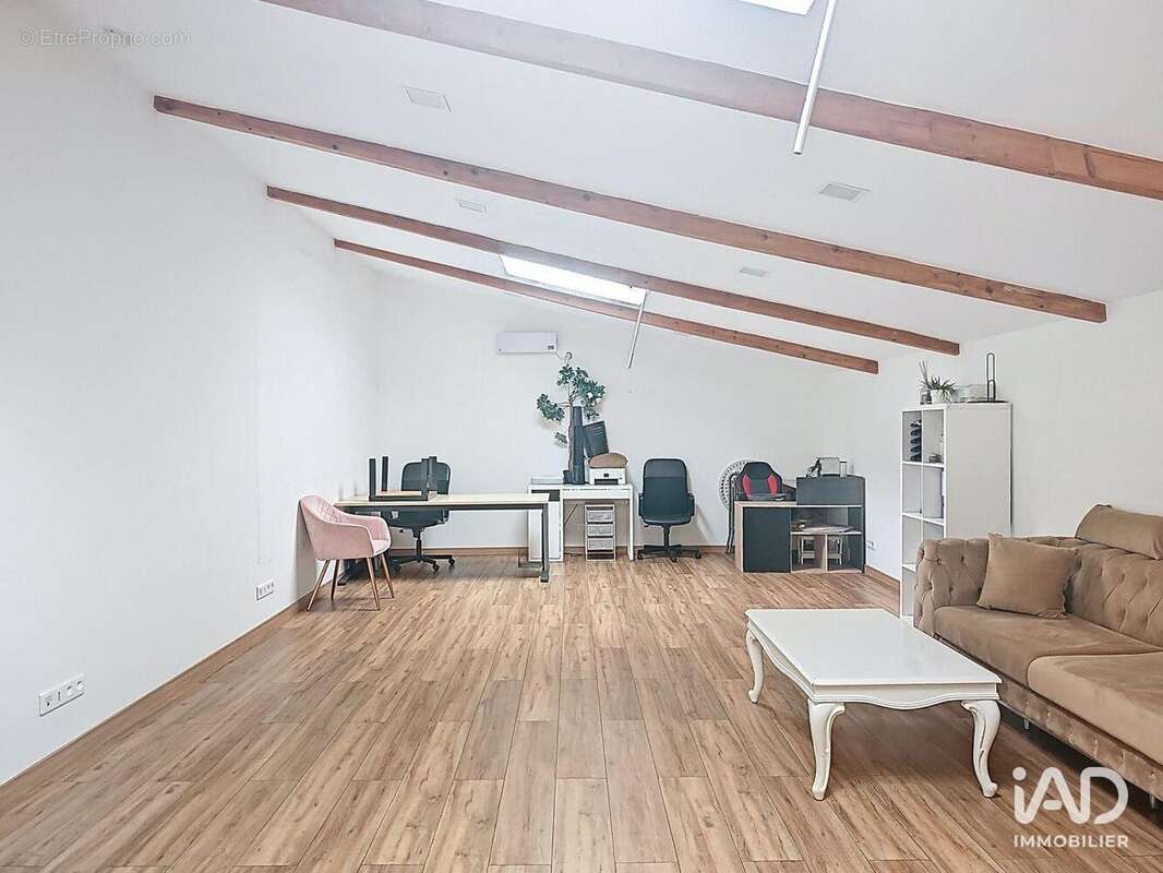 Photo 7 - Commerce à VIRY-CHATILLON