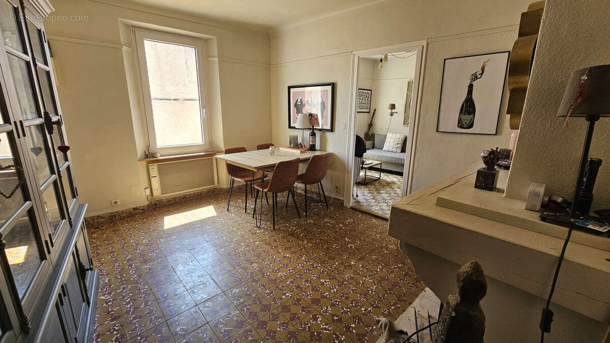Appartement à BAGNOLS-EN-FORET