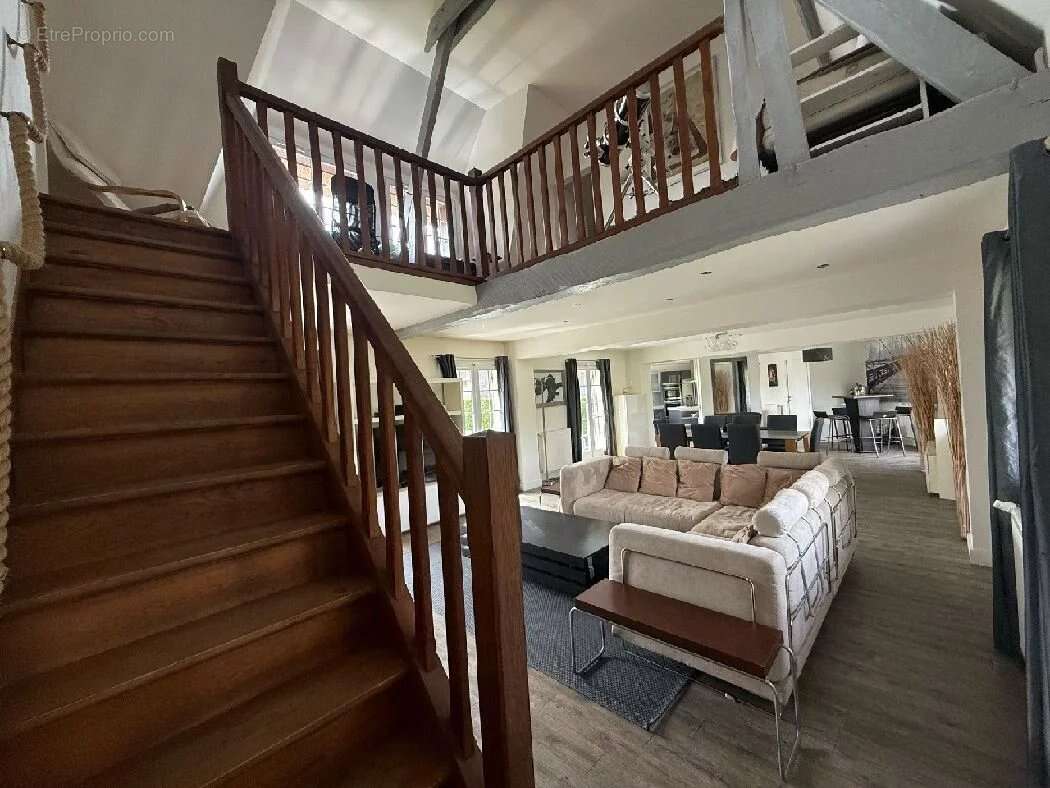 Maison à SAINT-MARTIN-DES-CHAMPS