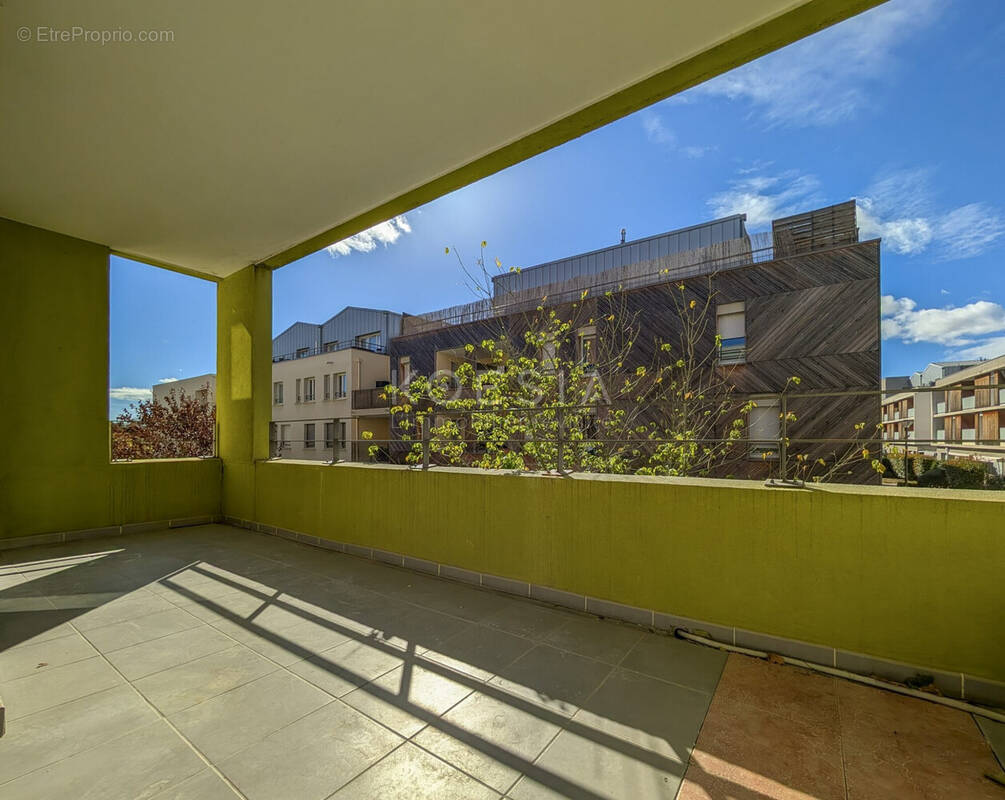 Terrasse - Appartement à CASTELNAU-LE-LEZ