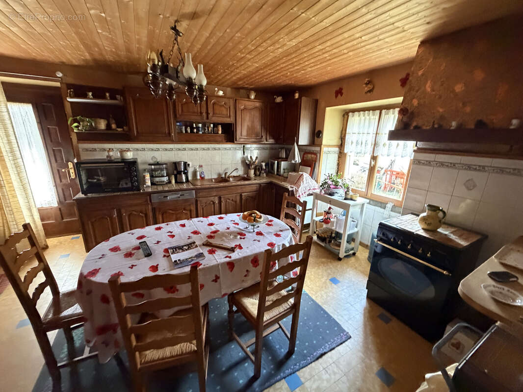 Maison à VIUZ-EN-SALLAZ