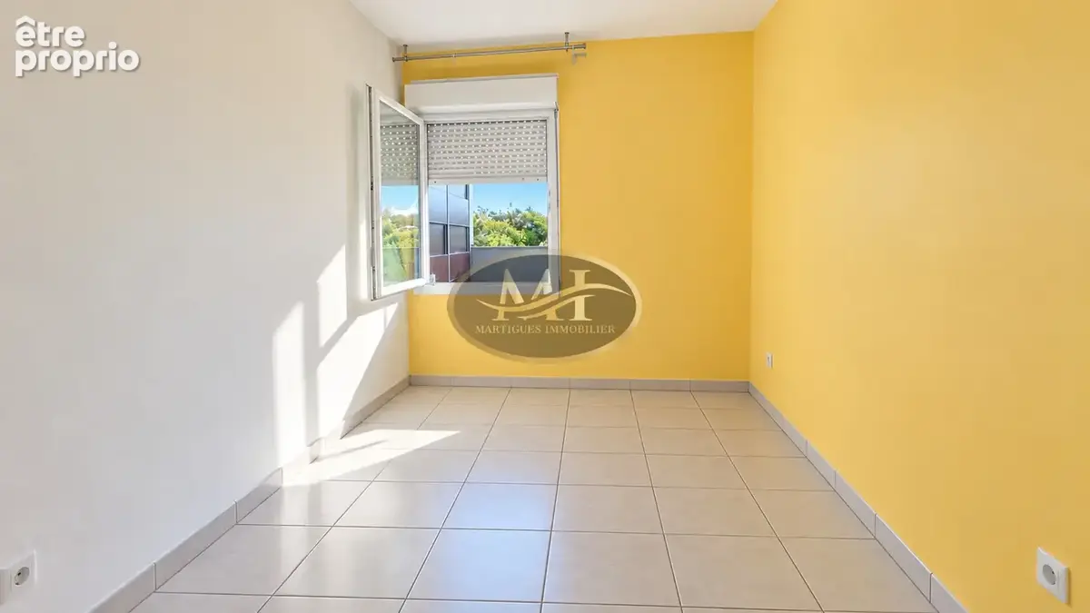 Appartement T3 avec terrasse et garage   Martigues Jonquières - photo 8