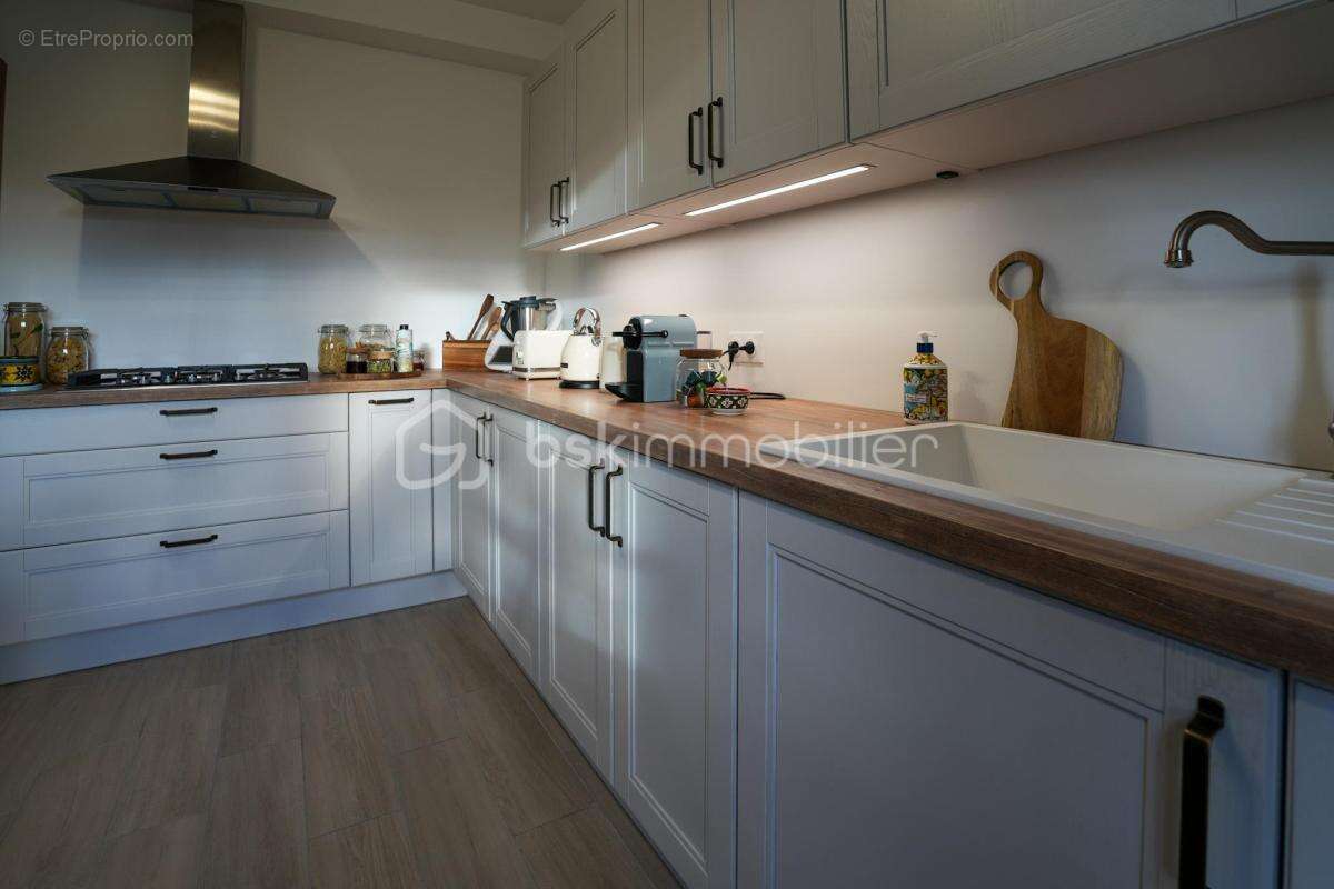 Maison à MONTEVRAIN