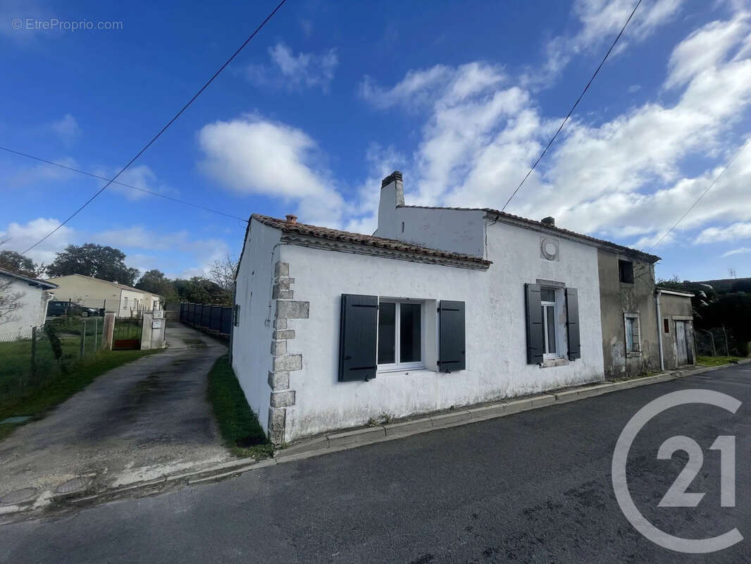 Maison à LA TREMBLADE