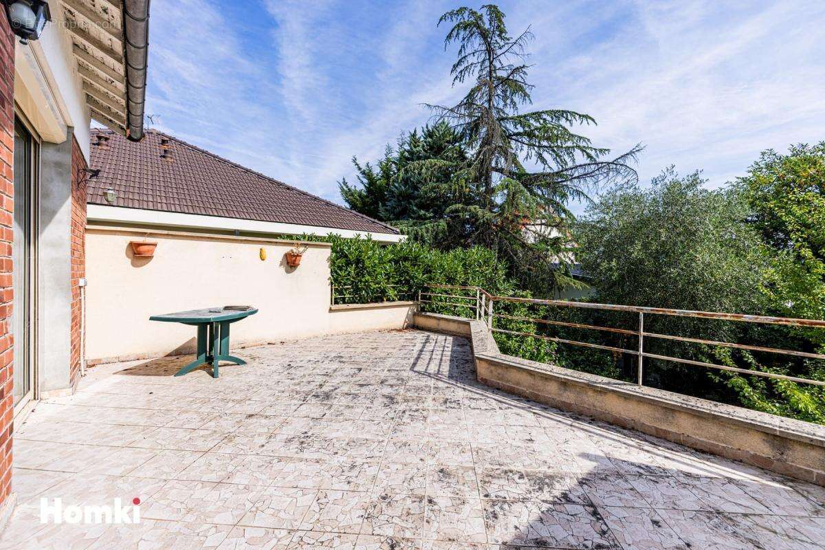 Maison de ville T5 de 191 m2 à Antony 92160 - photo 8