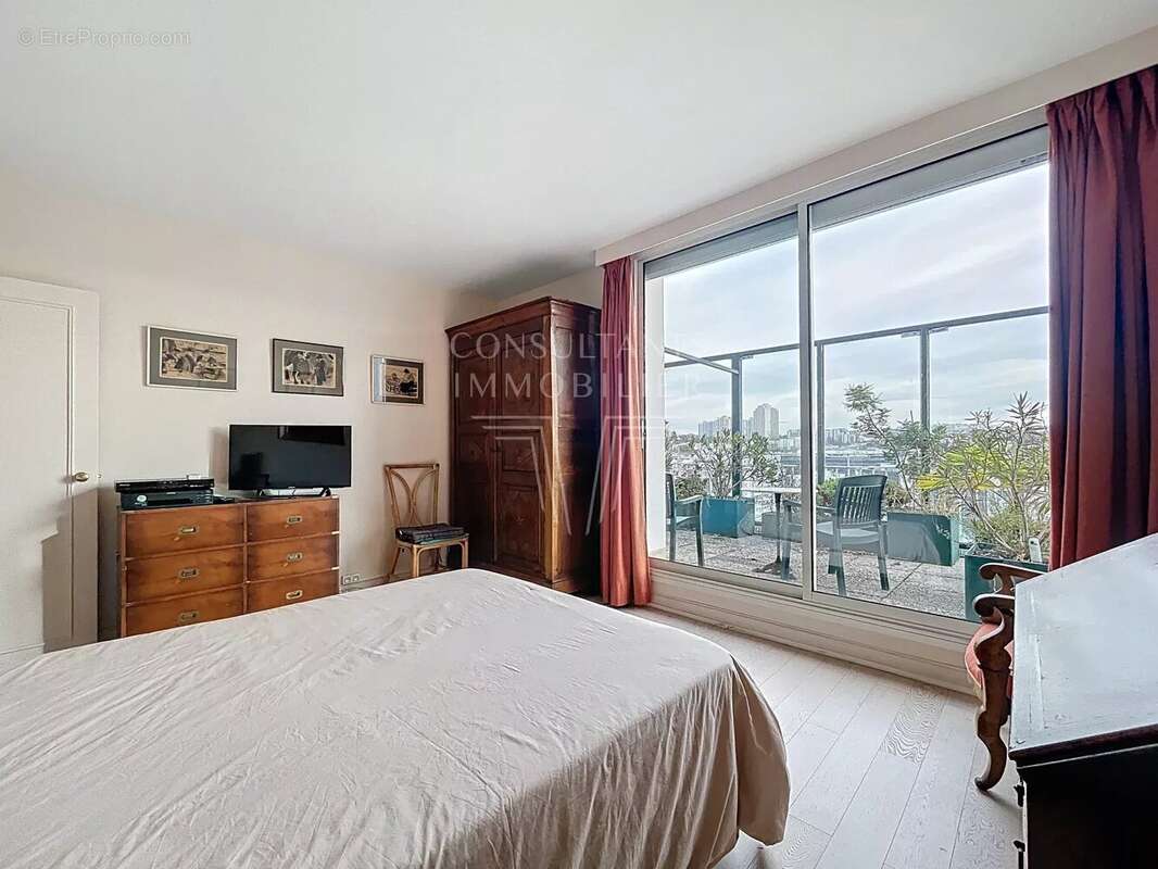 Appartement à BOULOGNE-BILLANCOURT