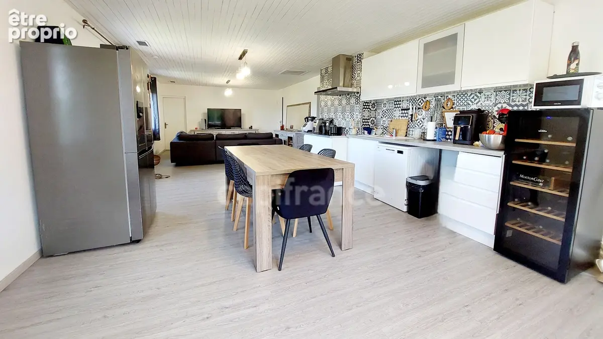 Ensemble immobilier 185m², 3 habitations indépendantes, grange, garage, love room, bonne rentabilité financière - photo 15