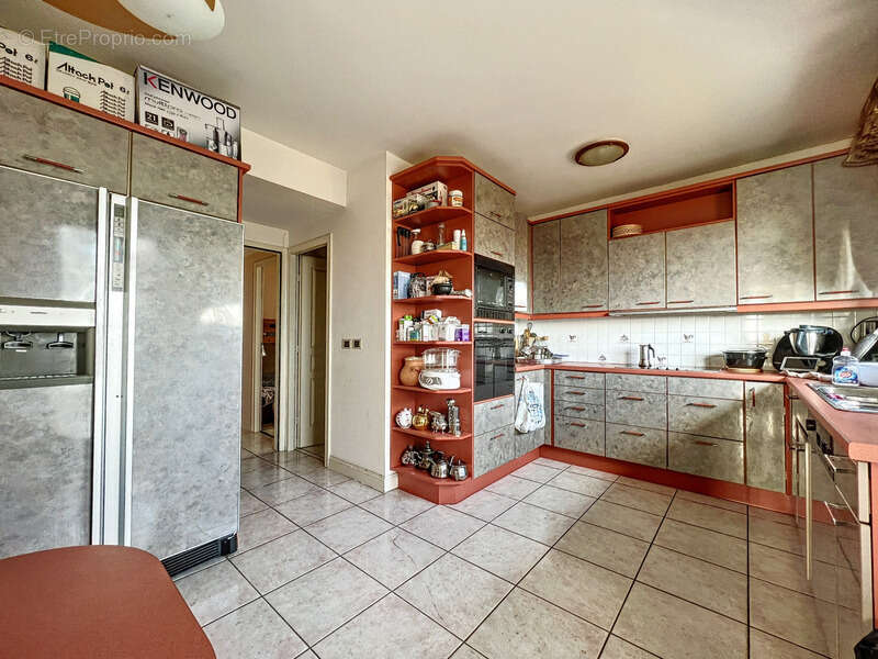 Appartement à PREVESSIN-MOENS