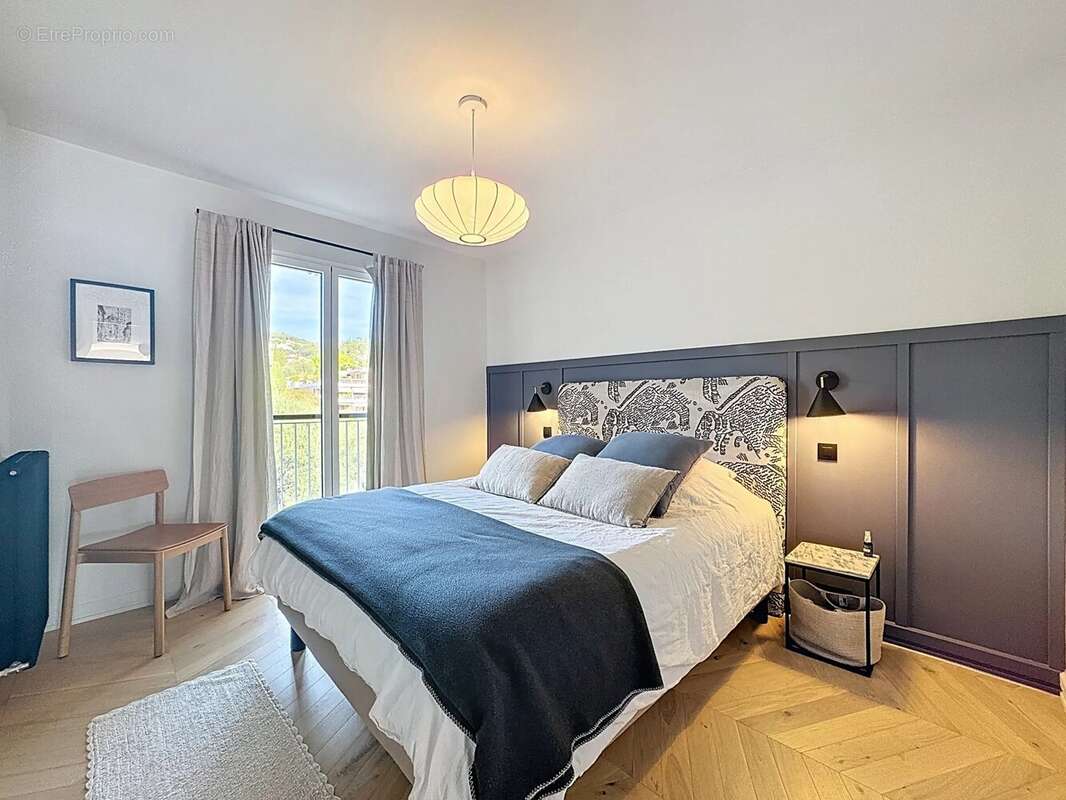 Appartement à LE CANNET