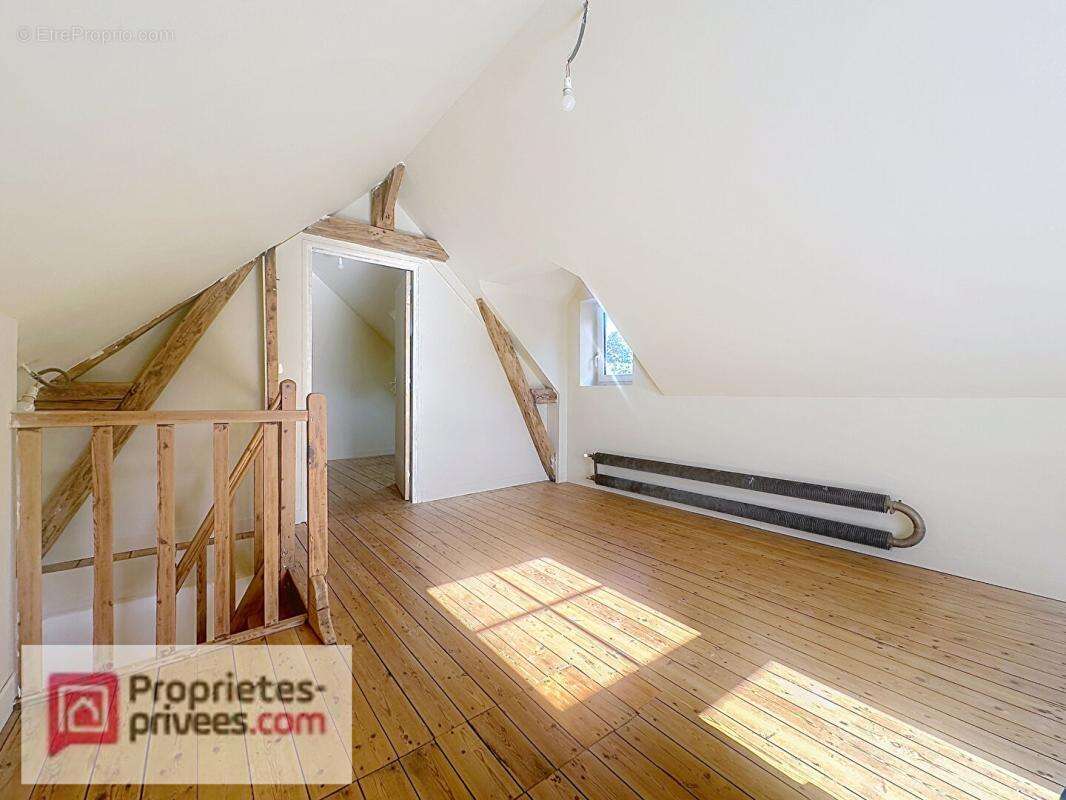 Maison de Maître  rénovée avec jardin de 545 m² et terrain constructible - photo 14