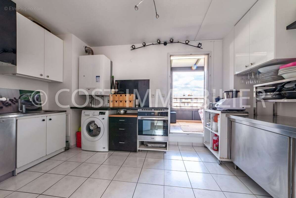 Appartement à COLOMBES