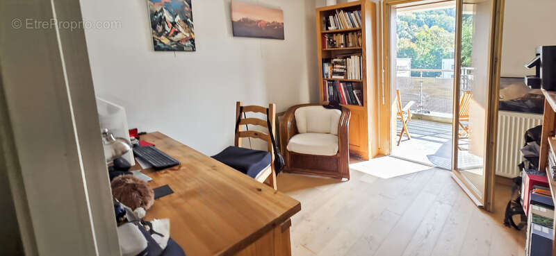 Appartement à COGNIN