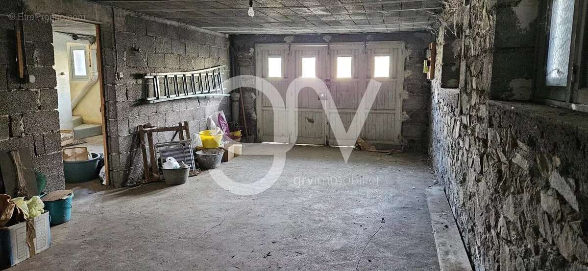 Maison à SAINT-CONSTANT