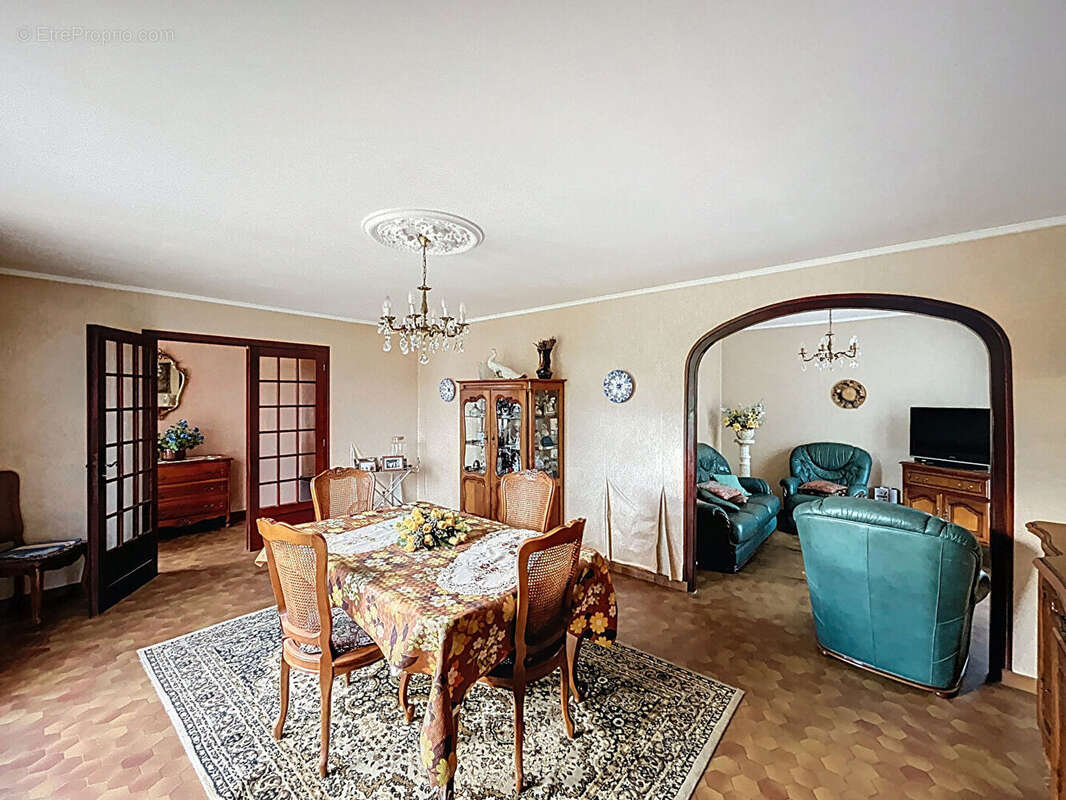 Maison à SAINT-LOUBES