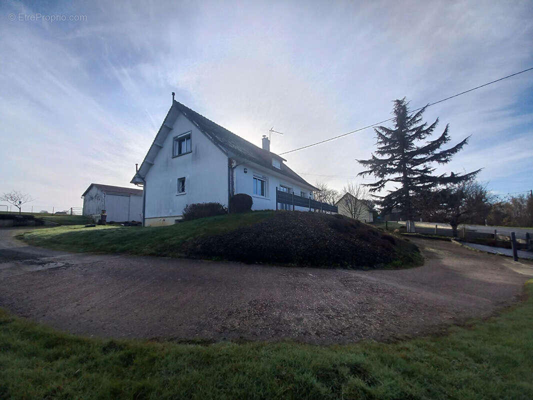 Maison à LAMNAY