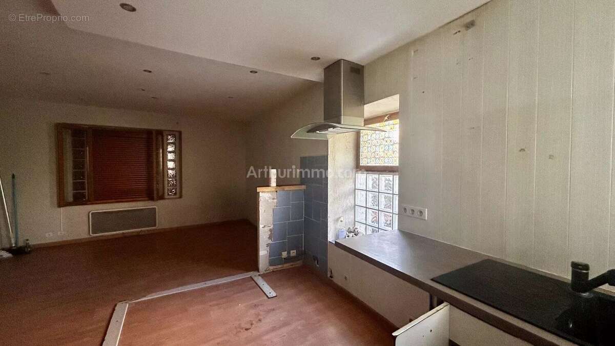 Maison à BOUVESSE-QUIRIEU