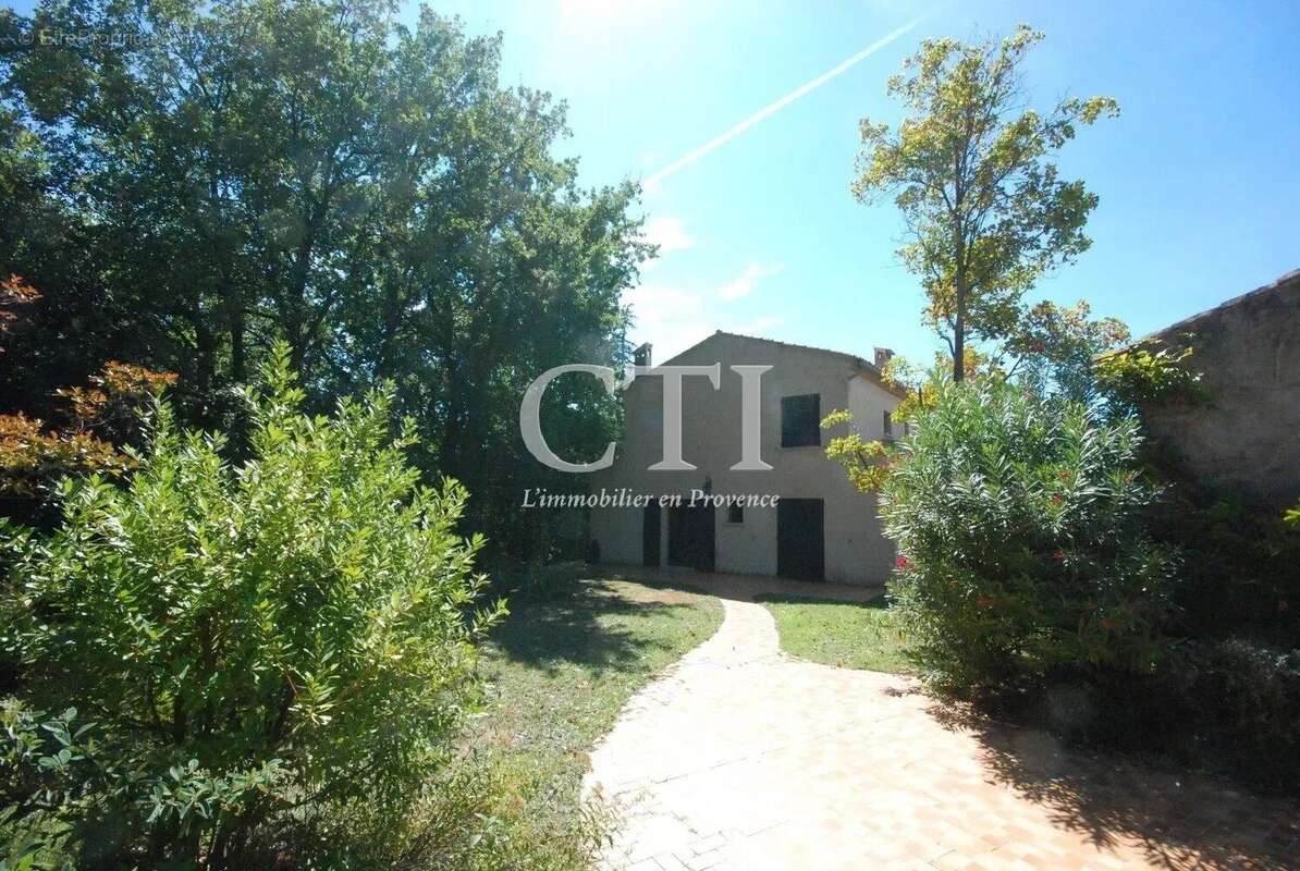 Maison à VAISON-LA-ROMAINE