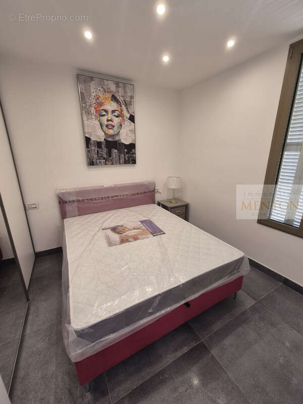 Appartement à ROQUEBRUNE-CAP-MARTIN
