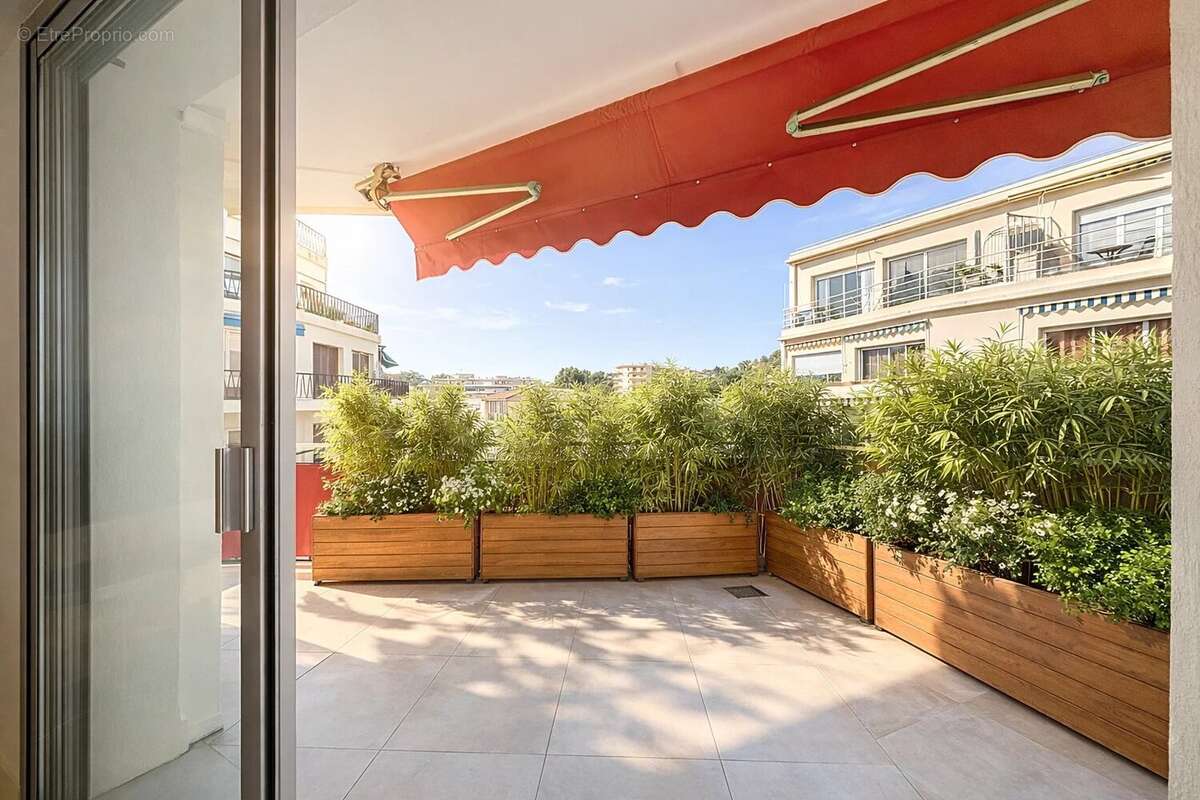 Appartement à CANNES