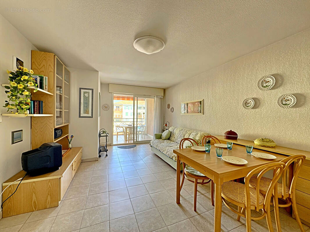 Appartement à FREJUS