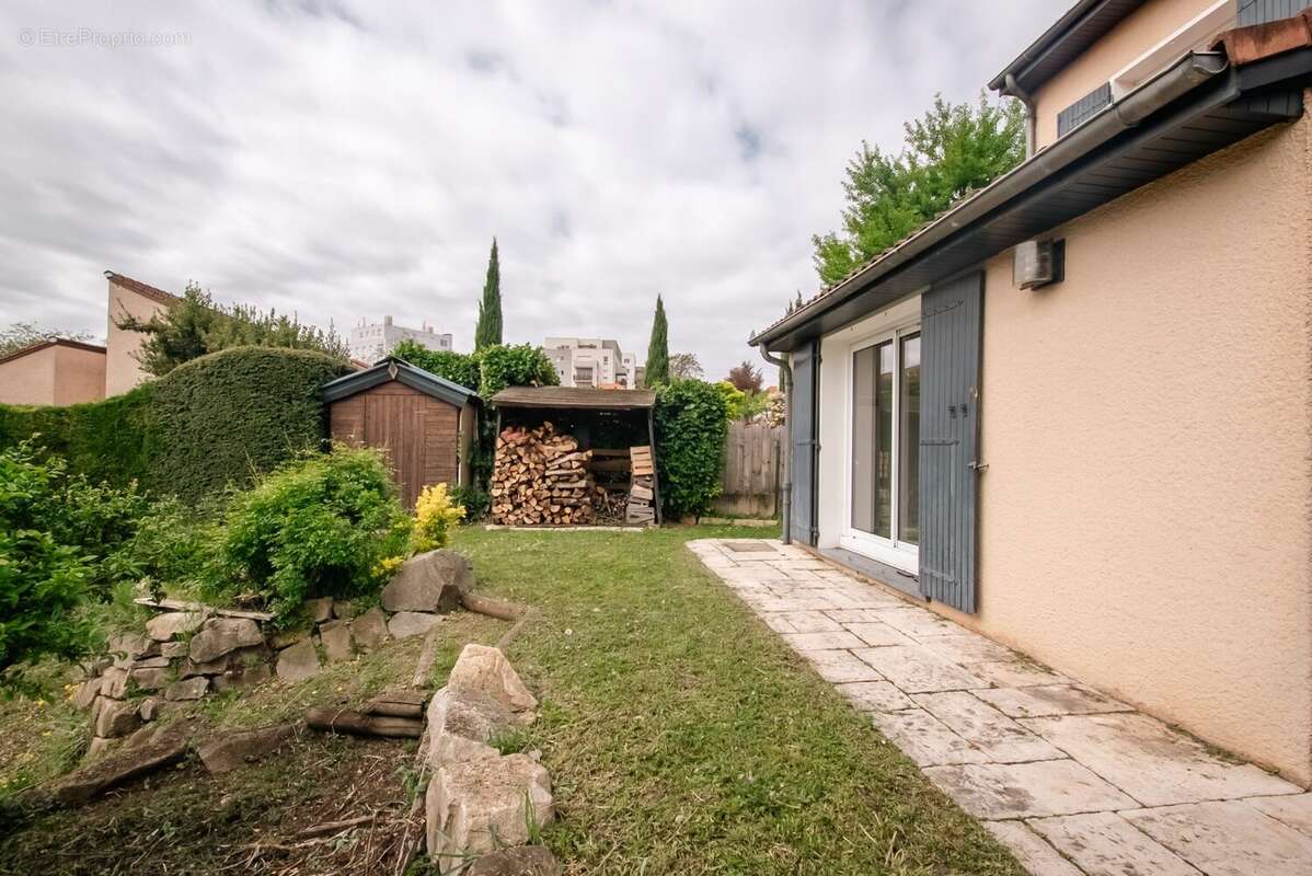 Maison à CLERMONT-FERRAND