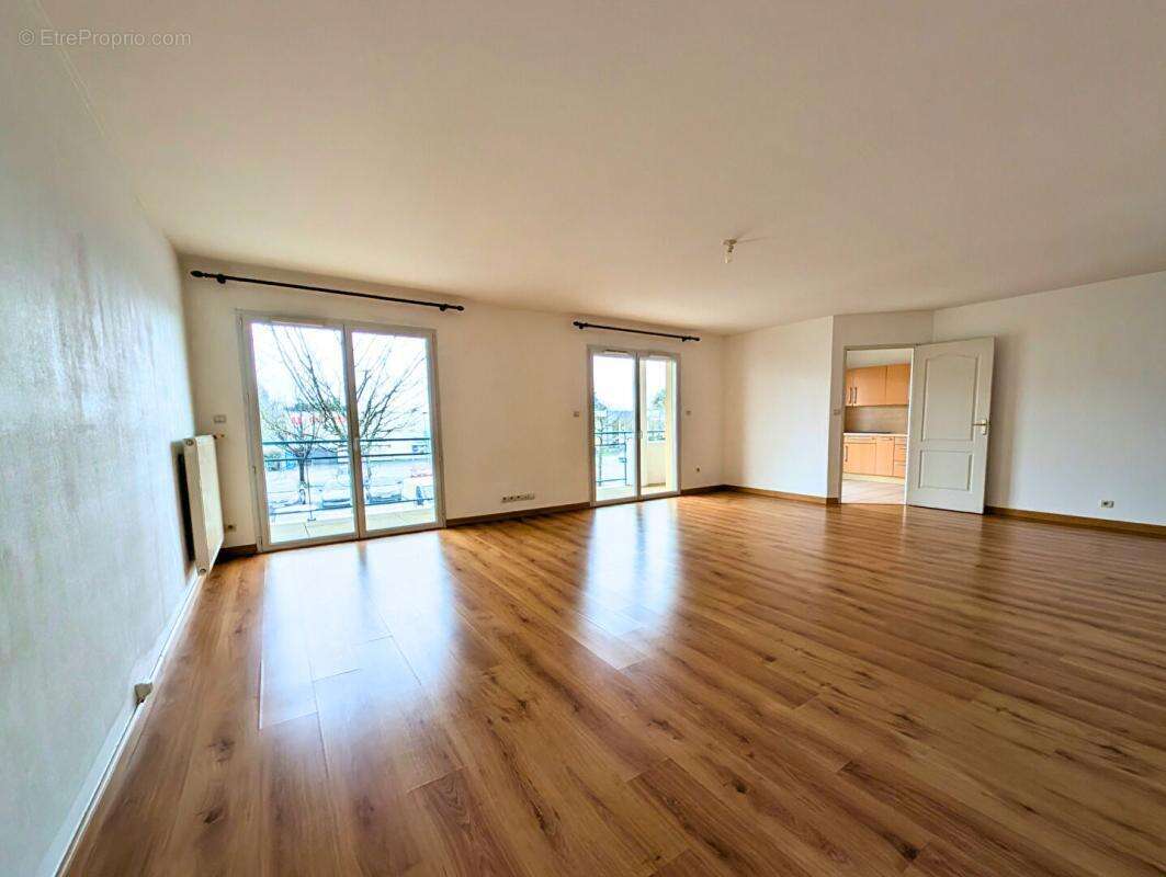 Appartement à SAINTE-LUCE-SUR-LOIRE