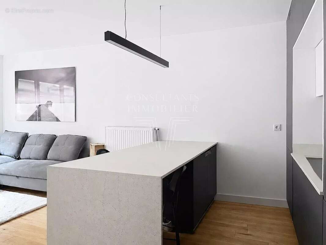 Appartement à PARIS-15E