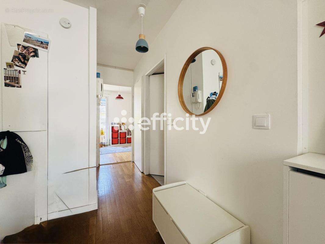 Appartement à PARIS-12E
