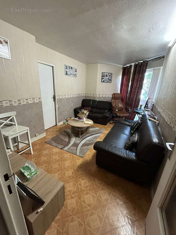 Appartement à GRIGNY