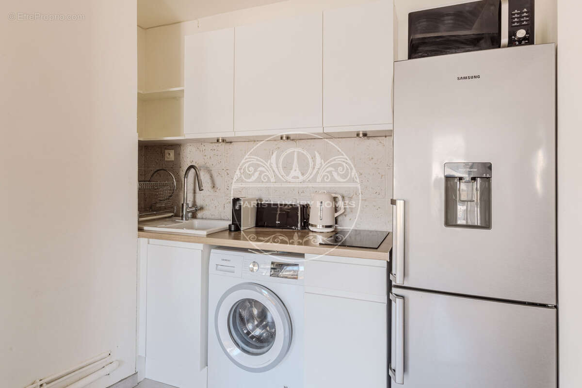 Appartement à PARIS-7E