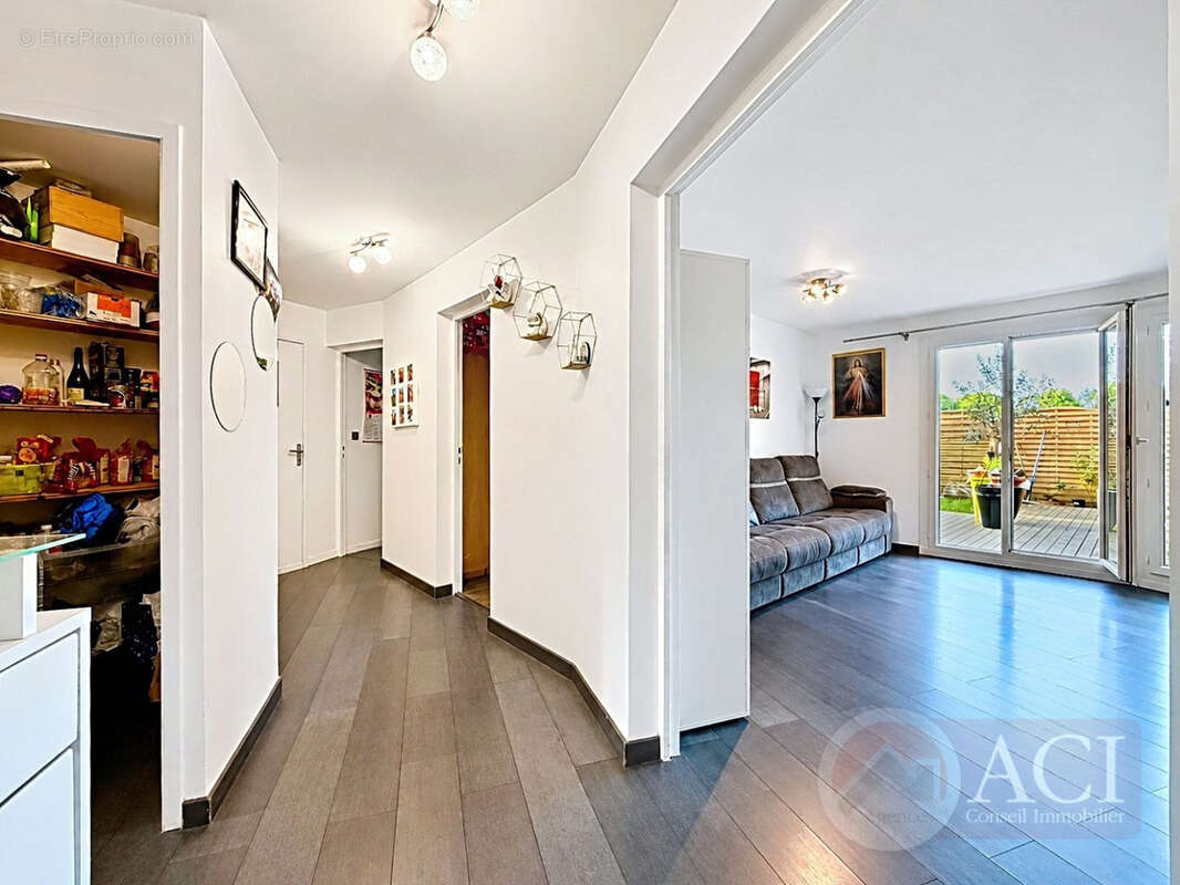 Appartement à SAINT-BRICE-SOUS-FORET