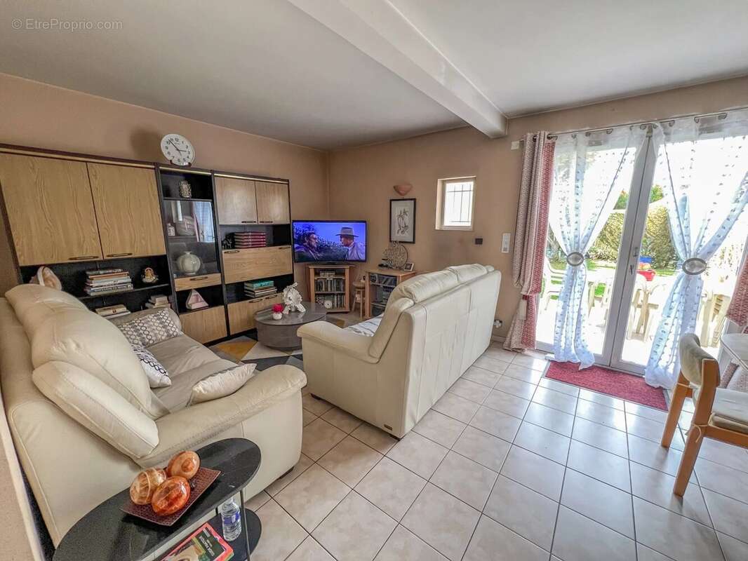 Maison à MONTIGNY-LE-BRETONNEUX