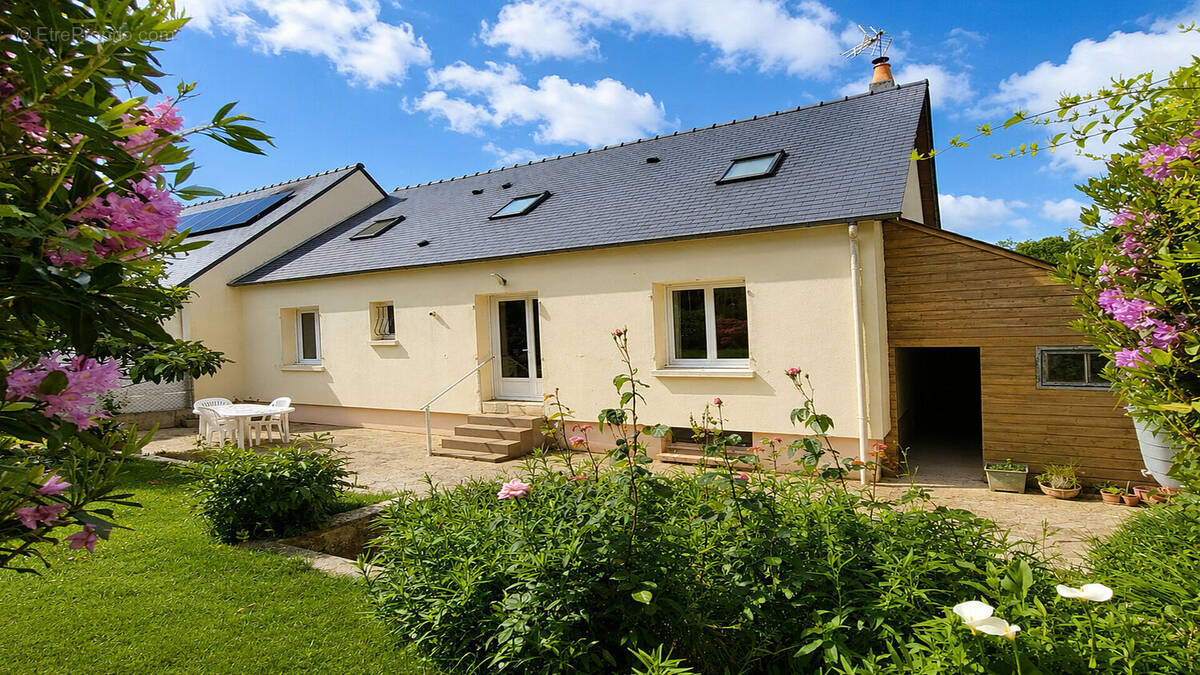 Maison à LA BOUEXIERE