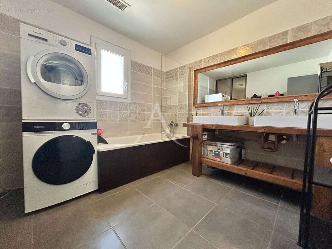 Maison familiale  5 pièces 122 m² - Piscine - Jardin- Frontignan La Peyrade - photo 7