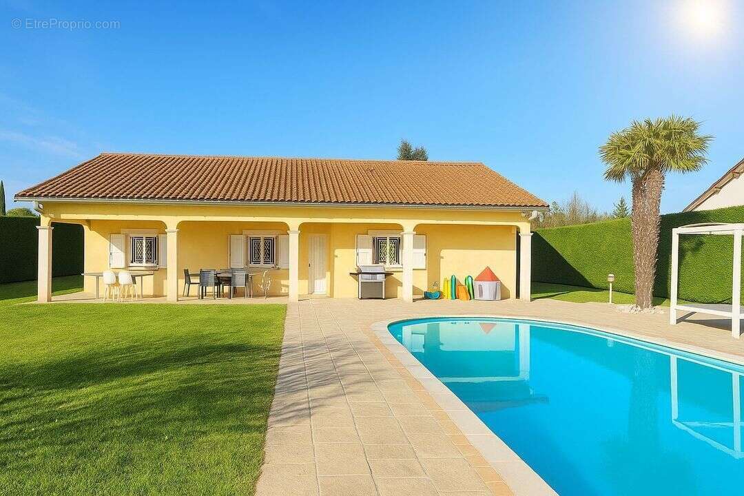 Maison à MIONS