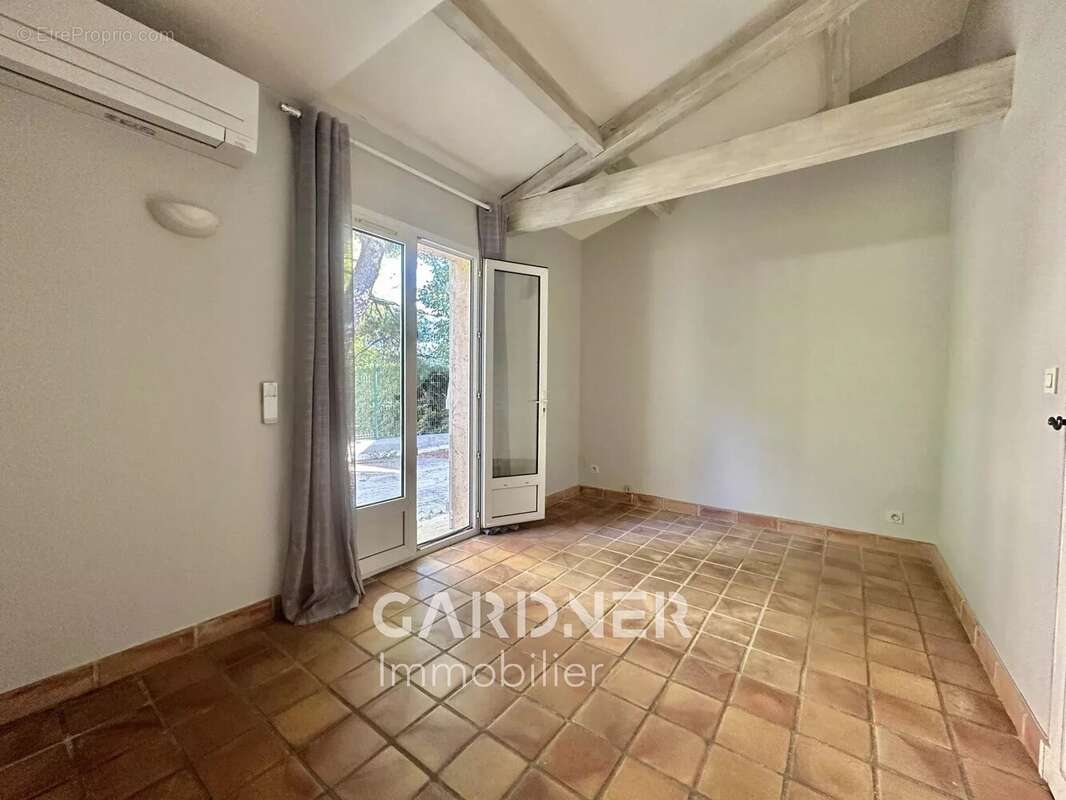 Maison à MARSEILLE-12E