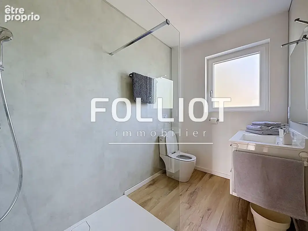 Maison de 8 pièces avec 6 chambres à vendre à Granville - photo 8