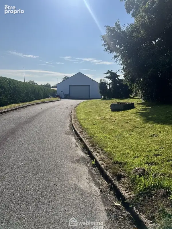 Commerce 250 m² à vendre à Ploumilliau (22300) - photo 3