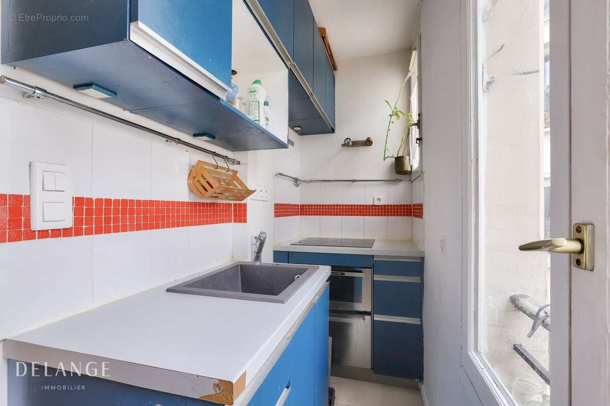 Appartement à PARIS-18E