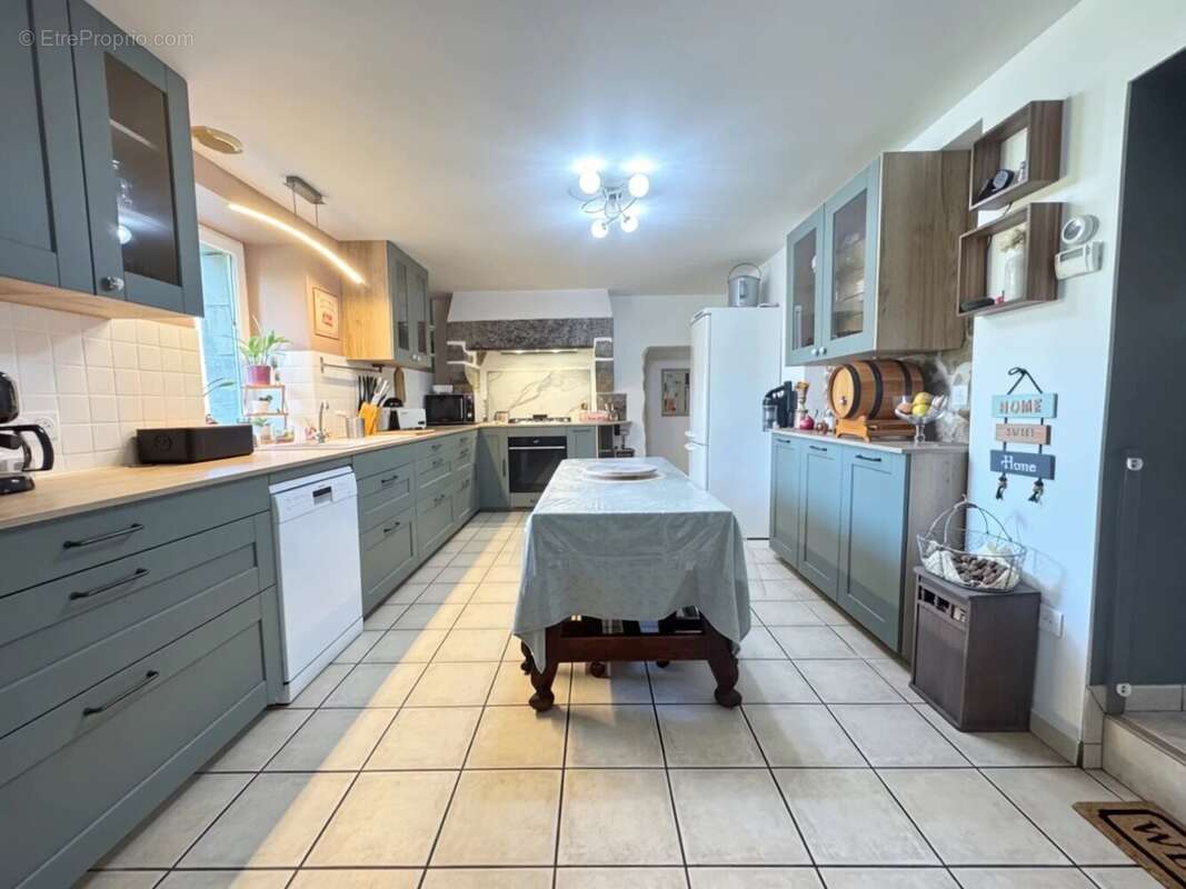 Maison à PLUZUNET