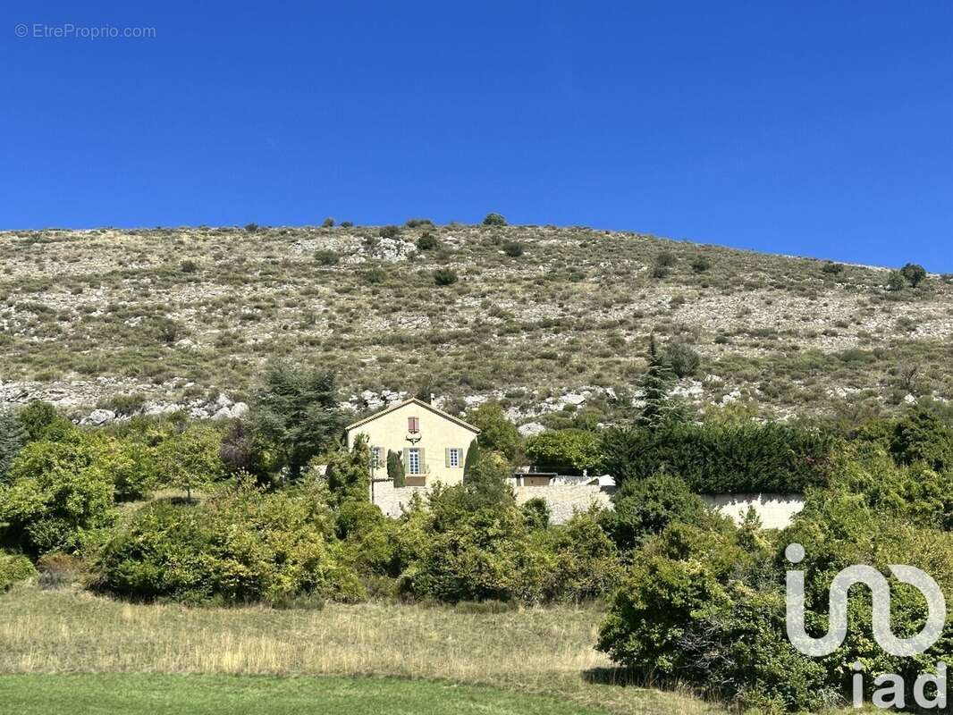 Photo 2 - Maison à BARRET-DE-LIOURE