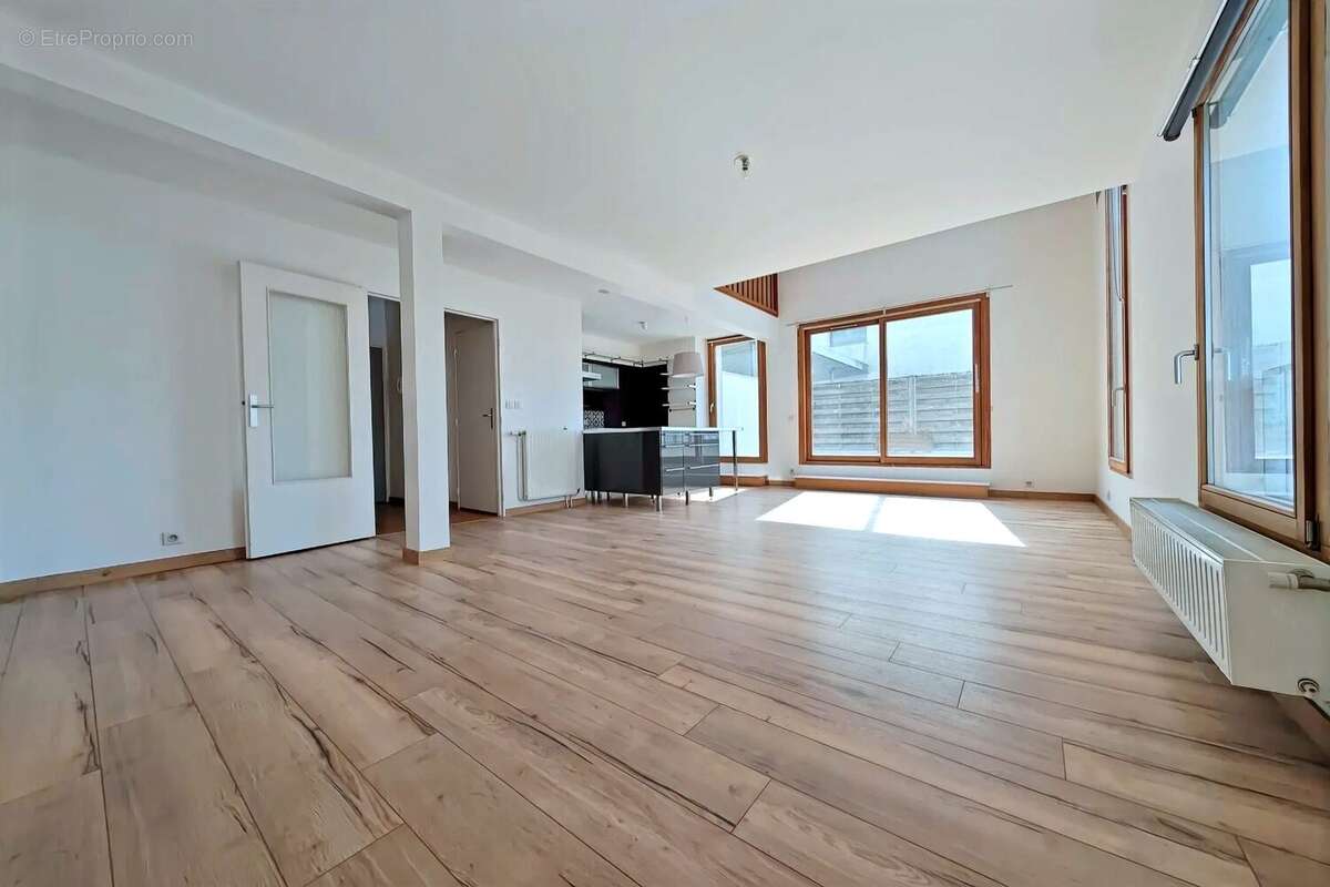 SEJOUR 2 - Appartement à TOURS