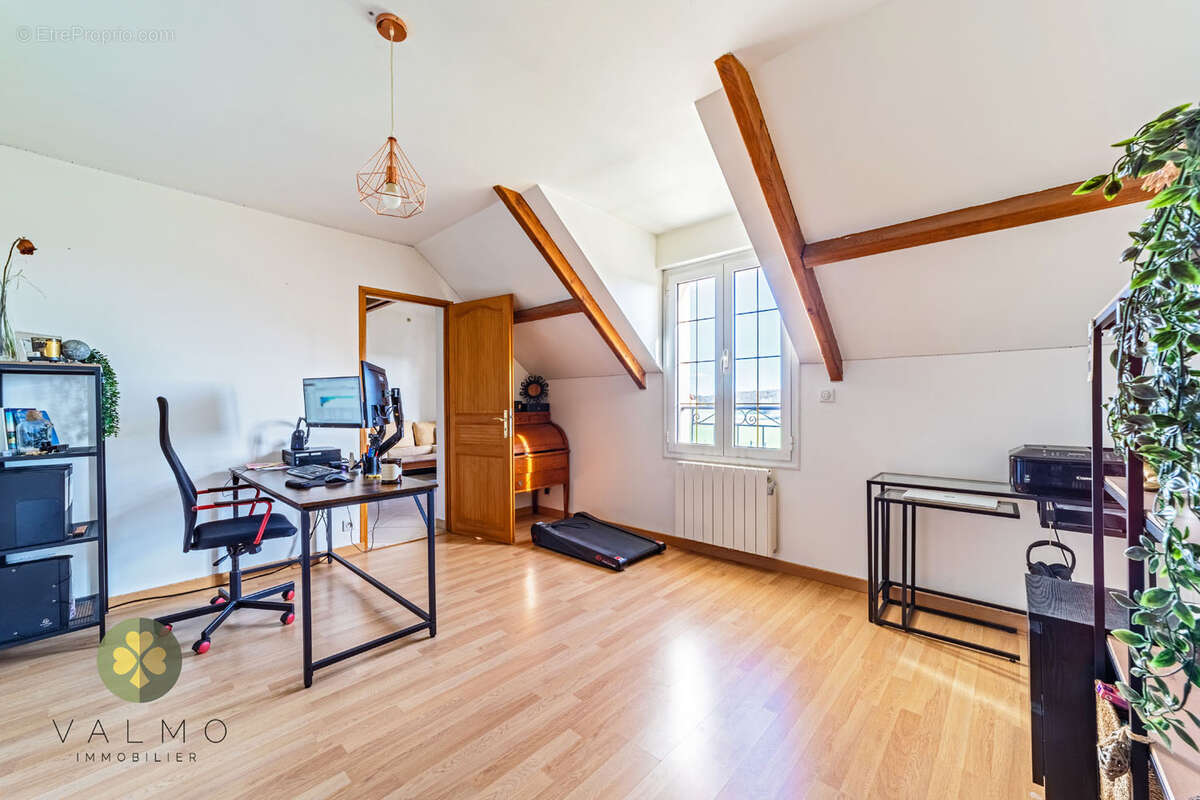 Maison à TACOIGNIERES