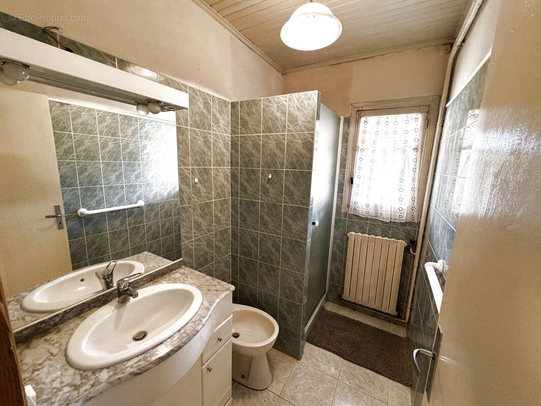 Maison à LES ARQUES