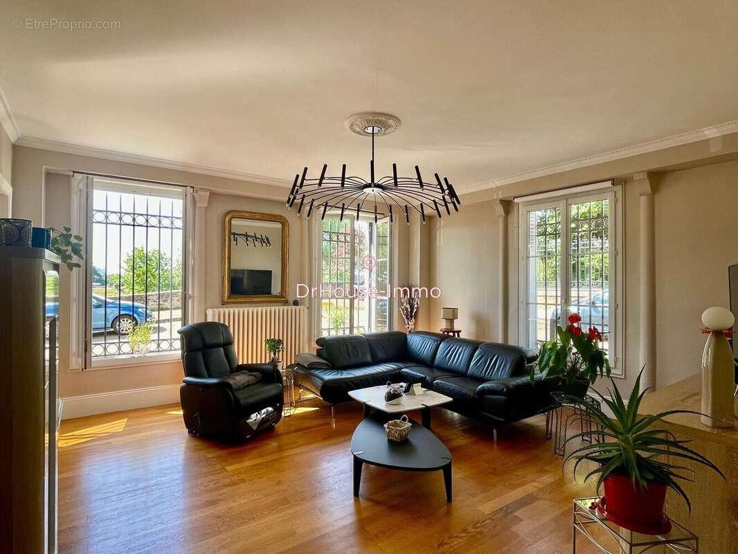 Appartement à MEULAN